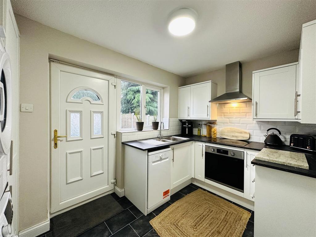 Kitchen .jpg