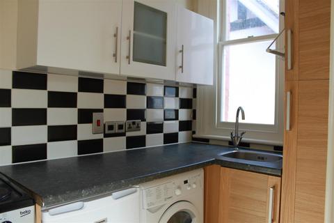 undefined, Cavendish Road, Redhill
