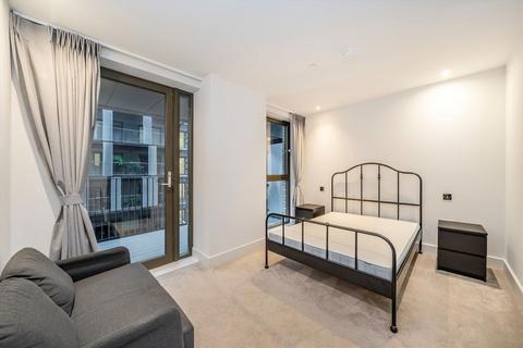 3 bedroom flat for sale, Windsor Square, London SE18