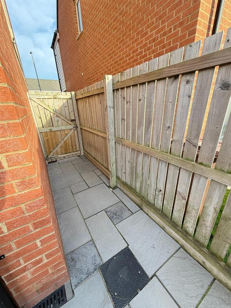 Side access