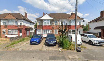 2 bed flat to rent Stratford Road, Hayes UB4