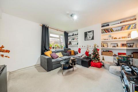 Peterborough Road, London SW6