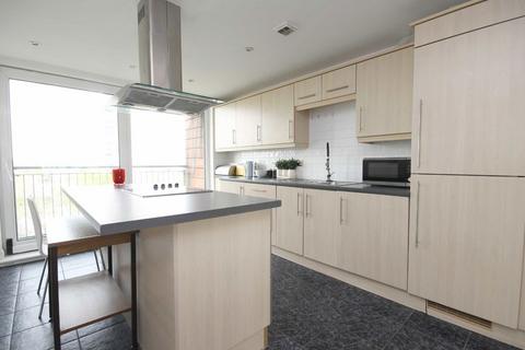 undefined, Holland Gardens, Brentford TW8