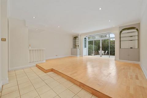 3 bedroom house for sale, Hall Gate, St John's Wood, NW8