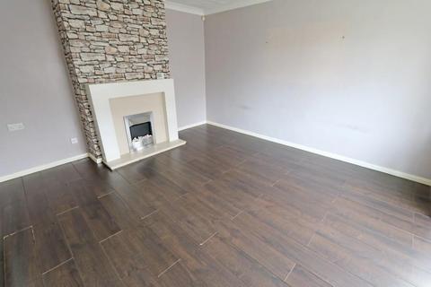 3 bedroom semi-detached house to rent, Burnsall Road, Middlesbrough TS3