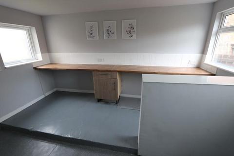 3 bedroom semi-detached house to rent, Burnsall Road, Middlesbrough TS3