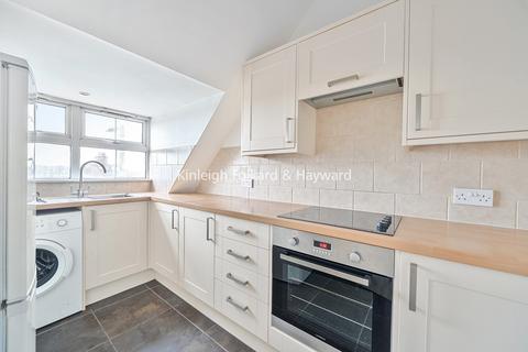 1 bedroom flat to rent, Market Place, London, N2