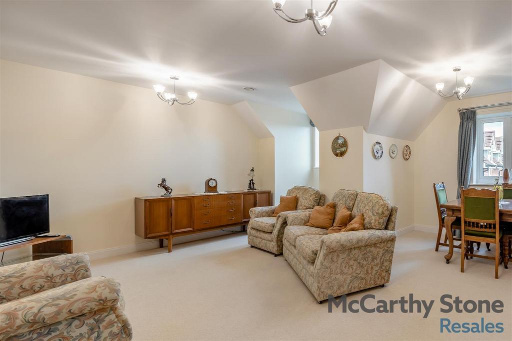 8672984-interior07.jpg