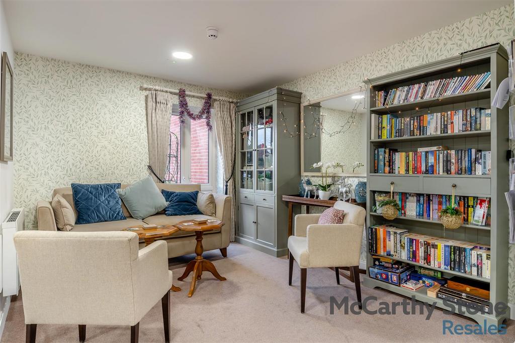 8672984-interior26.jpg