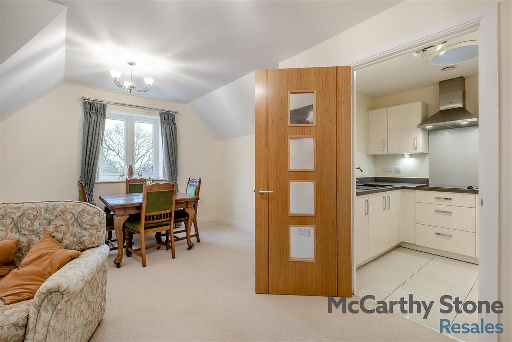 8672984-interior11.jpg