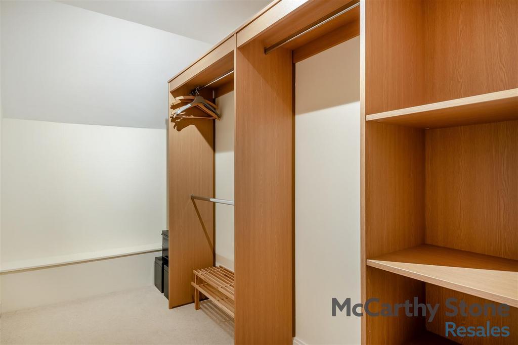 8672984-interior16.jpg