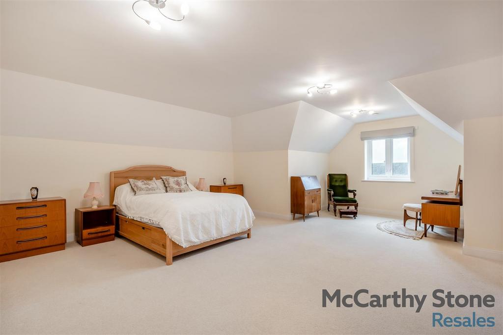 8672984-interior18.jpg