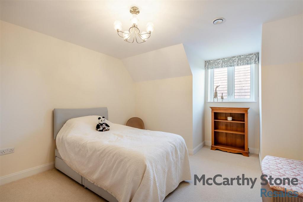 8672984-interior03.jpg