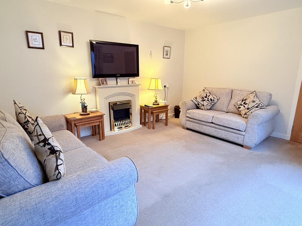 5 Burntscarthgreen, Dumfries, DG1 1 UN - Braidwoods