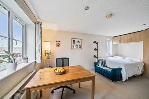 undefined, Clarence Close, Barnet, EN4