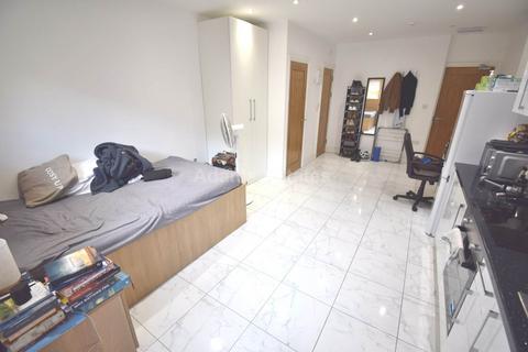 1 bedroom flat to rent, Upper Crown Street, Reading