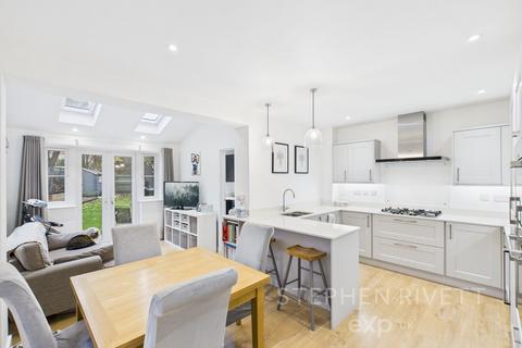 4 bedroom end of terrace house for sale, Bluetail Close, Stowmarket IP14