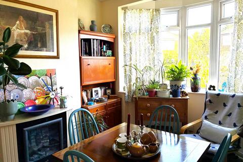 3 bedroom semi-detached house for sale, St. Annes Drive, Leicester