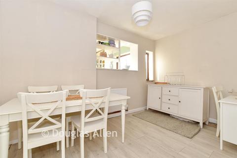 2 bedroom terraced house for sale, Barnstaple Road, Romford RM3