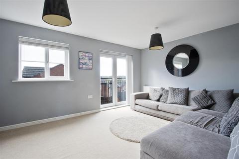 3 bedroom terraced house for sale, East Street, Doe Lea, Chesterfield