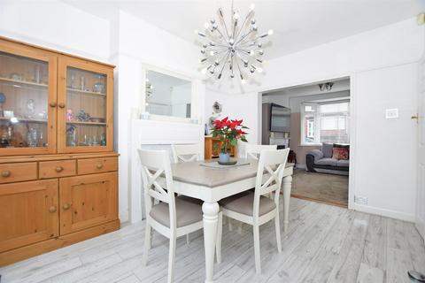 undefined, Sunnymead Avenue, Gillingham