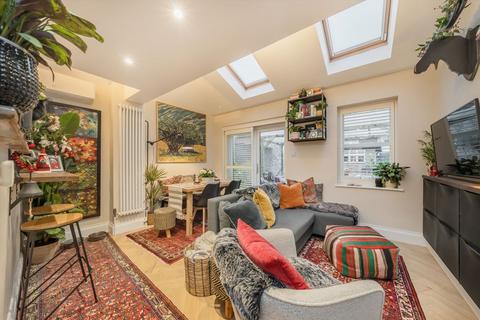 undefined, Hampton Road, Twickenham TW2