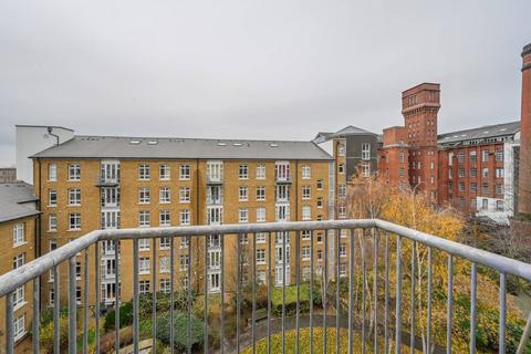 undefined, Fairfield Road, London E3