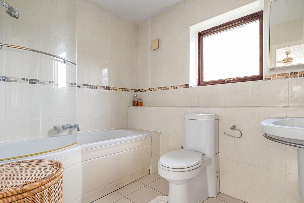 25 En Suite