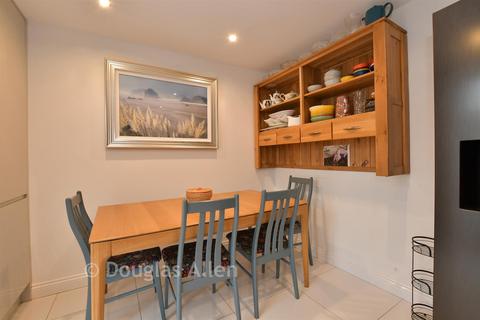 undefined, Walton Road, Romford, Essex