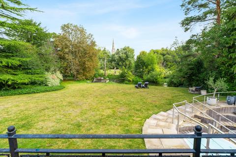6 bedroom detached house for sale, Watersmeet Road, Salisbury SP2