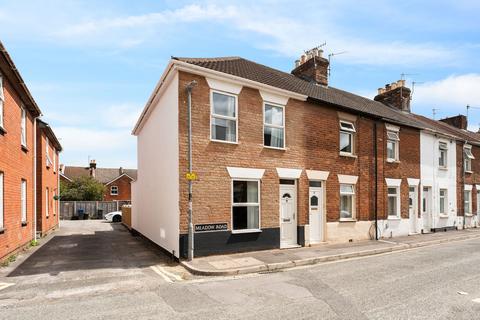 2 bedroom end of terrace house for sale, Meadow Road, Salisbury SP2