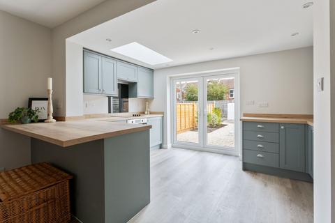 2 bedroom end of terrace house for sale, Meadow Road, Salisbury SP2