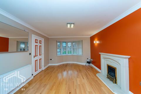 undefined, Bridleway, Lytham St. Annes, Lancashire