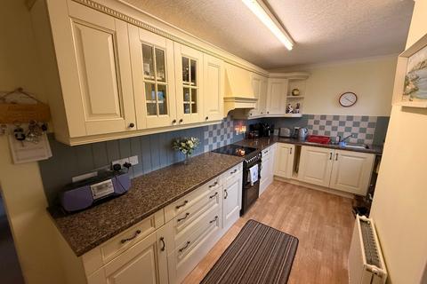 3 bedroom bungalow for sale, Cross Inn , Near New Quay, SA44