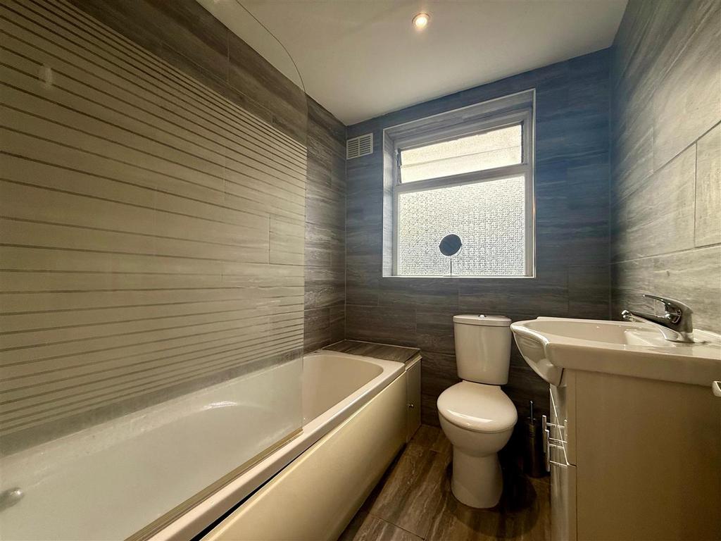 Whats App Image 2025-12-15 at 11.28.34.jpeg