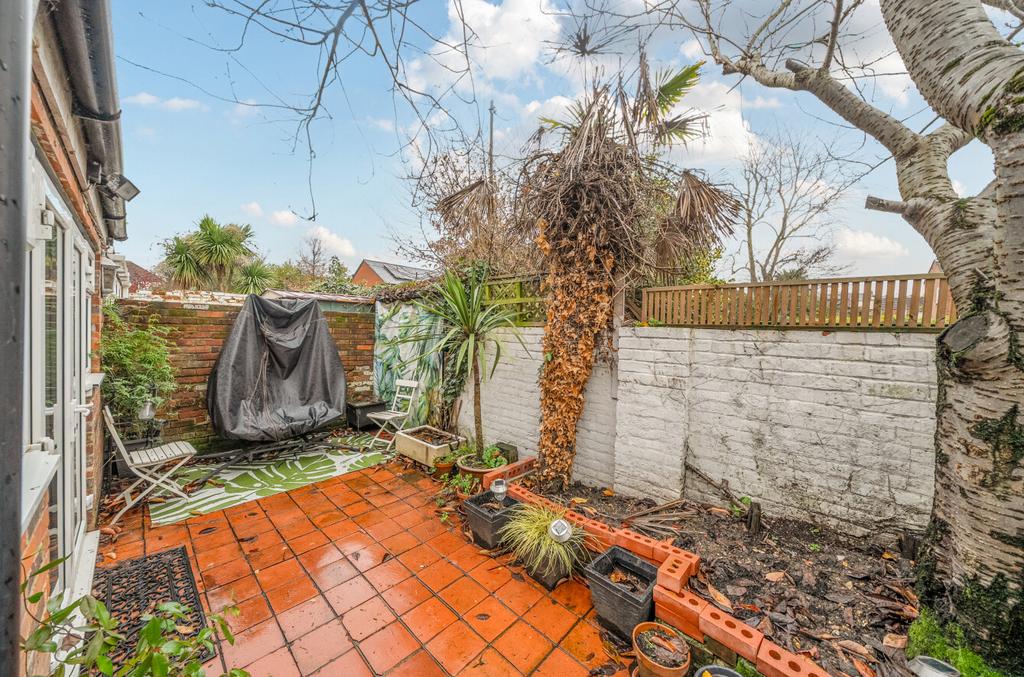 1388383-6-693819a...