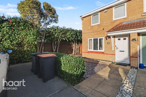 undefined, Kirkstall Close, Bedford