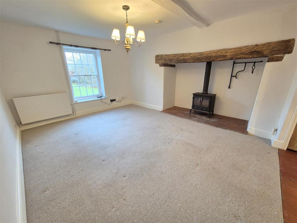 Living Room.jpg