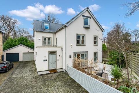 undefined, Stunning detached family home over 3,000 sq ft