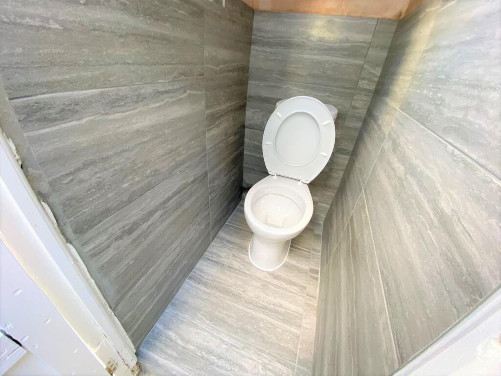 279887 R185109 IMG 09 0000.jpeg