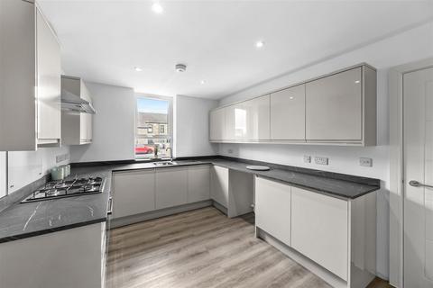 undefined, Transvaal Terrace, Batley WF17