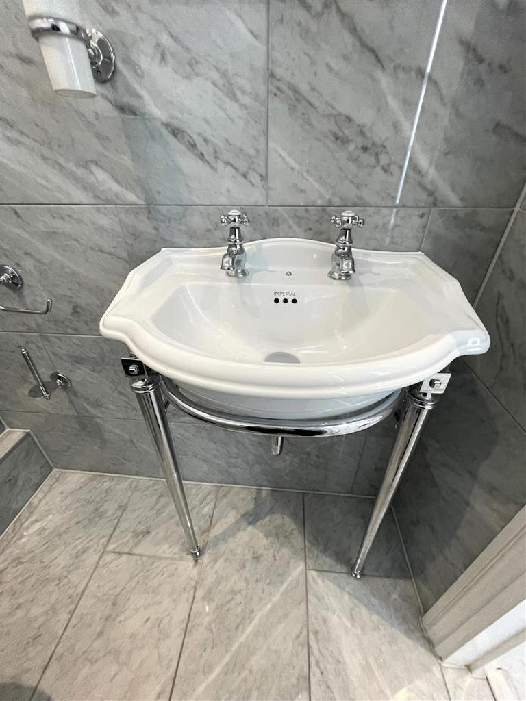 Sink.jpg