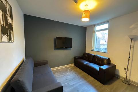 1 bedroom in a house share to rent, Bishopgate Street, Liverpool L15