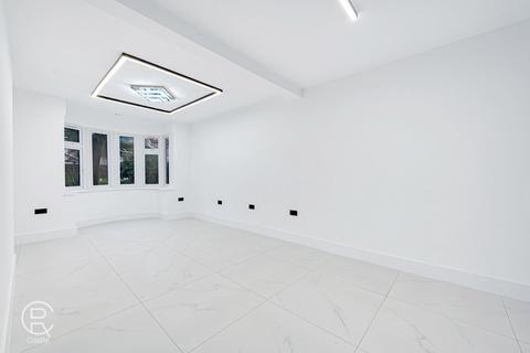 6 bedroom semi-detached house for sale, The Heights, Northolt, UB5
