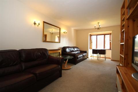 undefined, Westcott Park, North Acton W3 6YQ