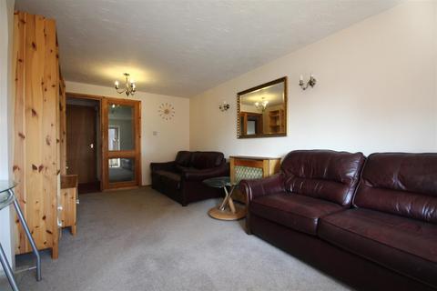 undefined, Westcott Park, North Acton W3 6YQ