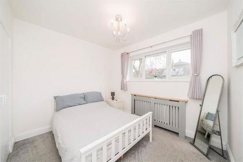 undefined, The Glebe, London SE3