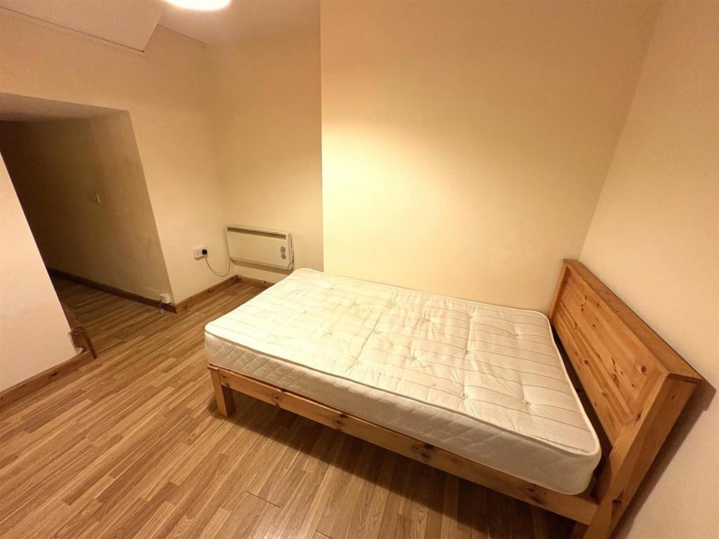 Bedroom.jpg