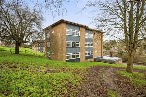 2 bedroom apartment to rent, Pettifer Way, High Wycombe HP12