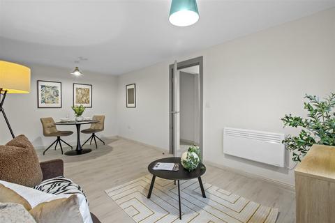 2 bedroom apartment to rent, Pettifer Way, High Wycombe HP12